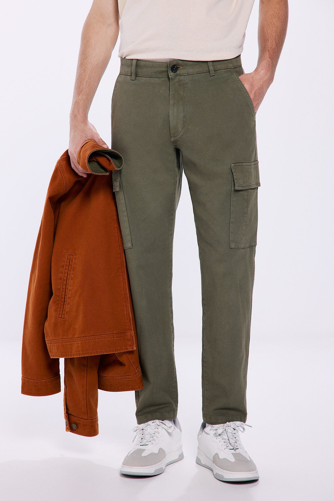 Cargo Trousers Slim Fit in Cotton Fabric_1558227_91_02