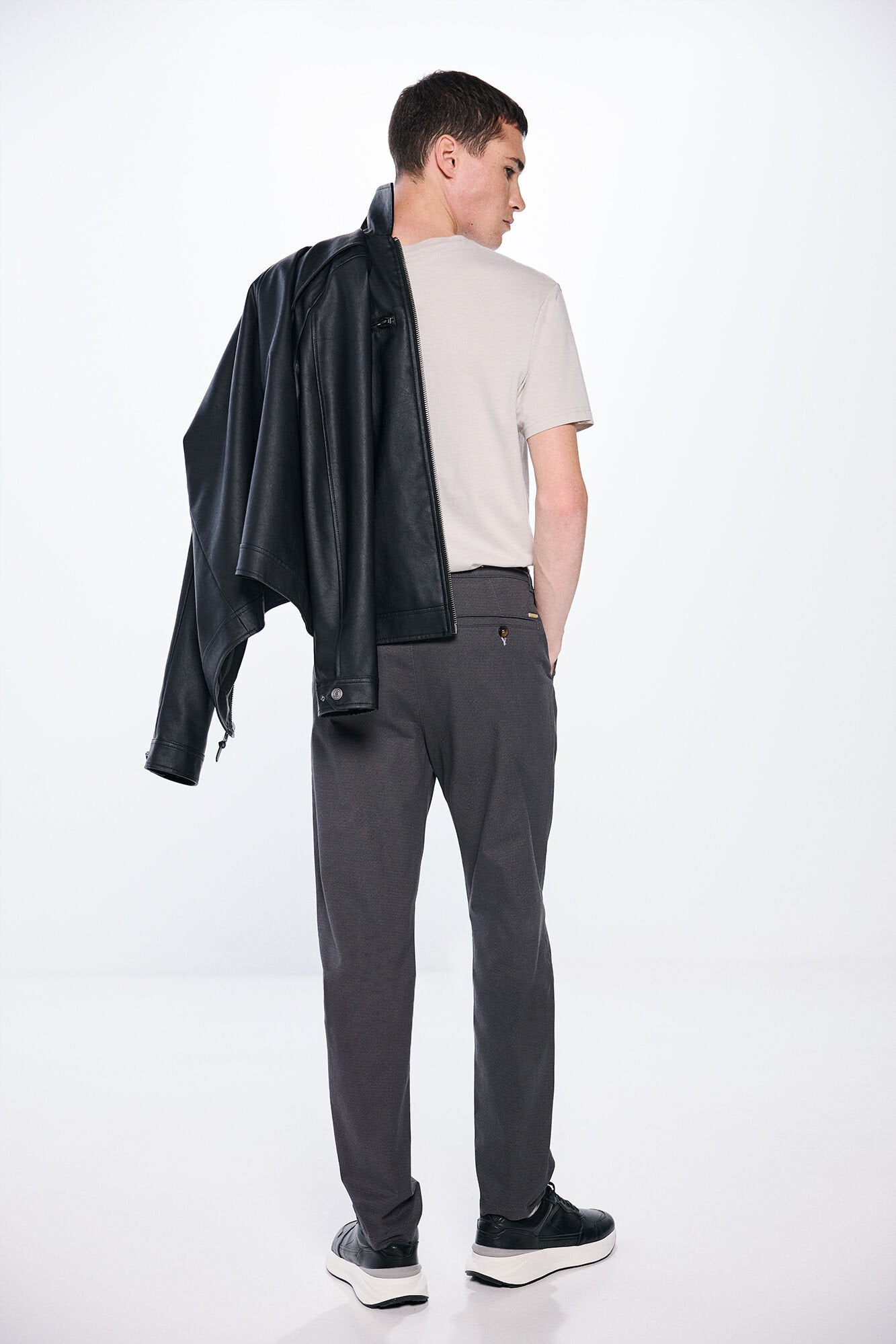 Springfield_Slim Fit Micro-Printed Chinos_1559332_42_06