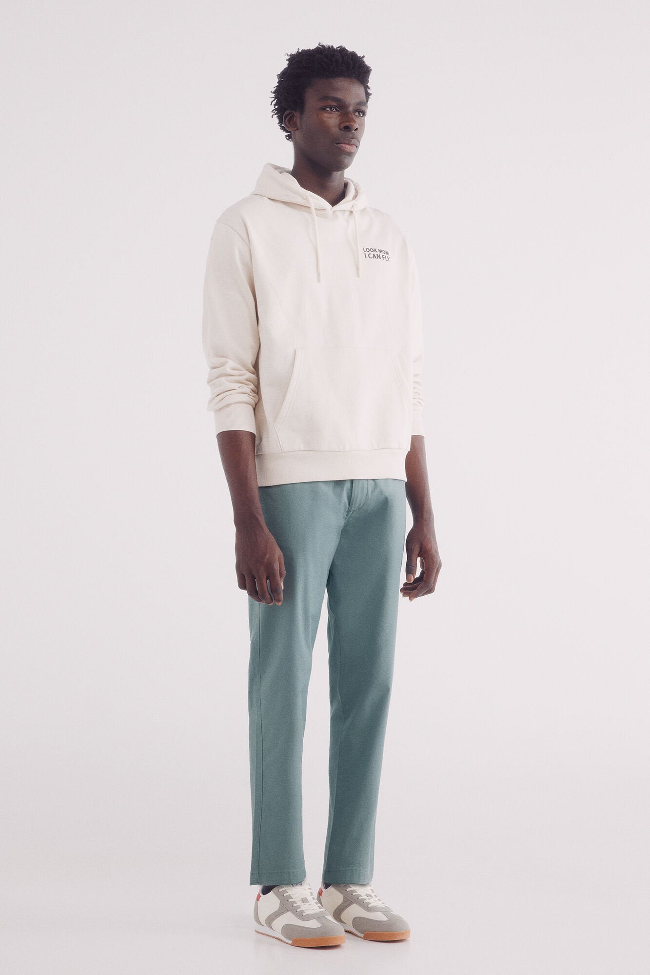 Springfield_Slim Fit Comfort Chinos_1559346_81_01