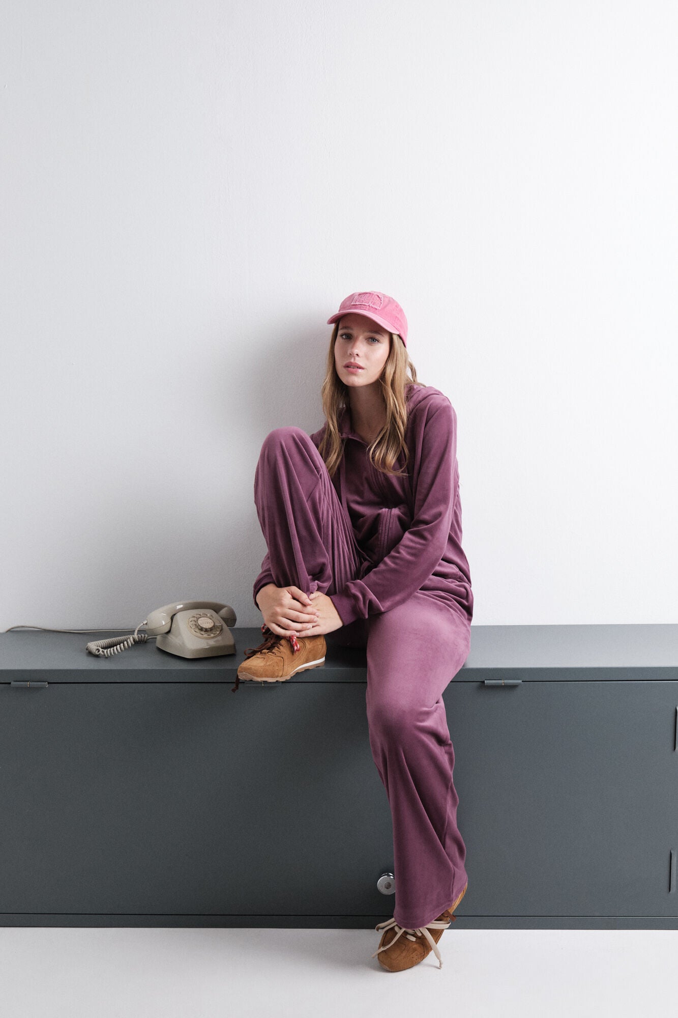 Women Secret_Brown_Soft Wine Velvet Trouser_1672058_68_01