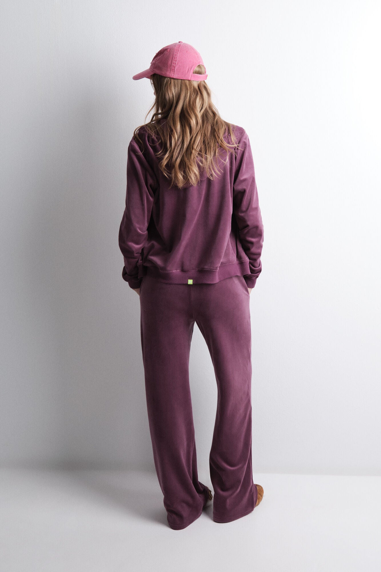 Women Secret_Brown_Soft Wine Velvet Trouser_1672058_68_05