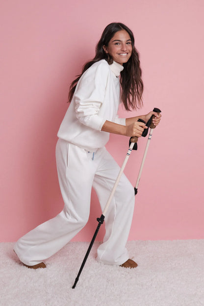 Women Secret_Ivory_Long White Plush Flare Trouser_1672059_96_01