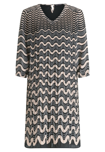 Betty Barclay_Pleated Dress_1675-1263_9875_04