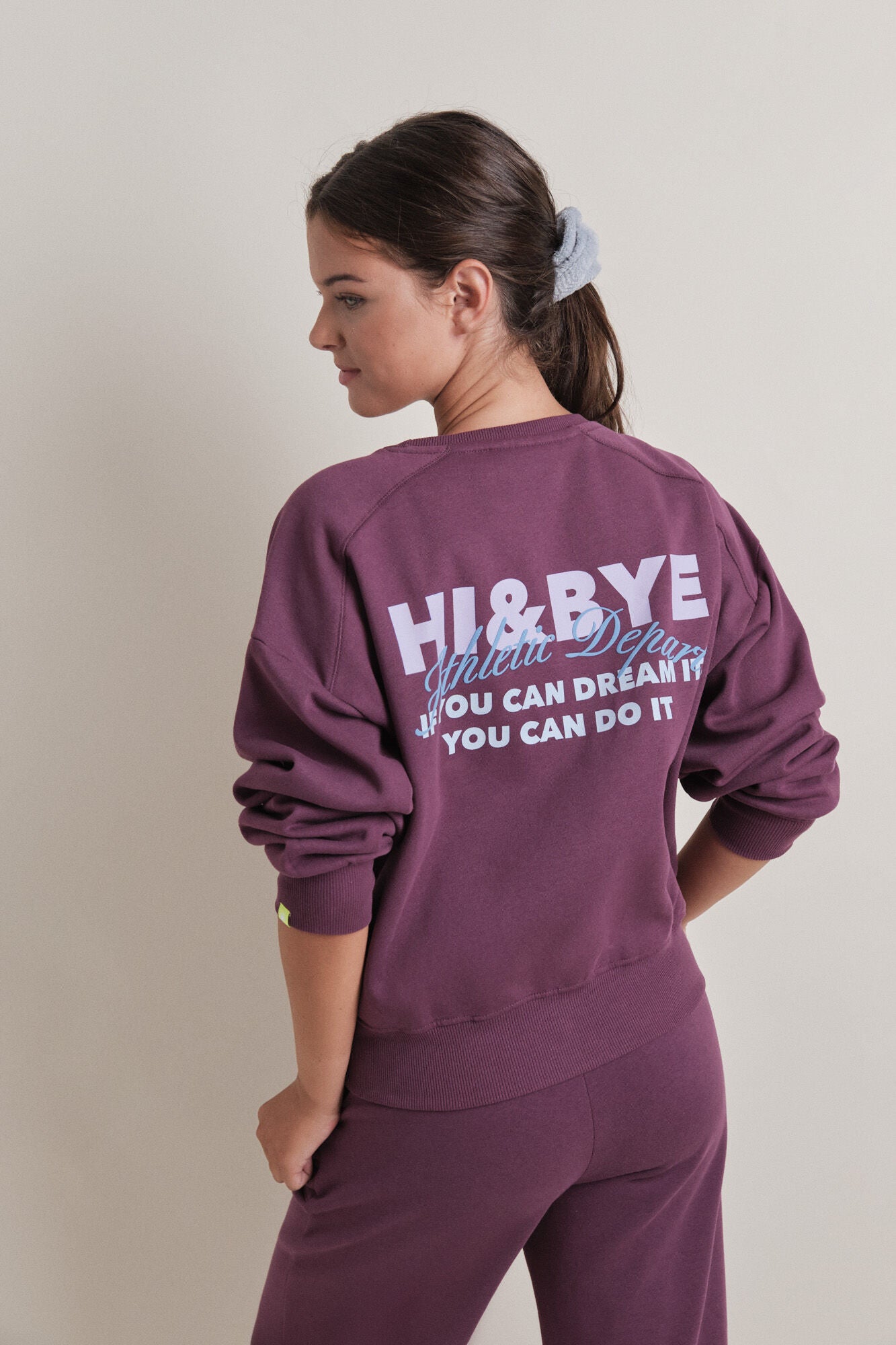 Women Secret_Brown_Short Plush Wine Sweatshirt_1692011_68_04