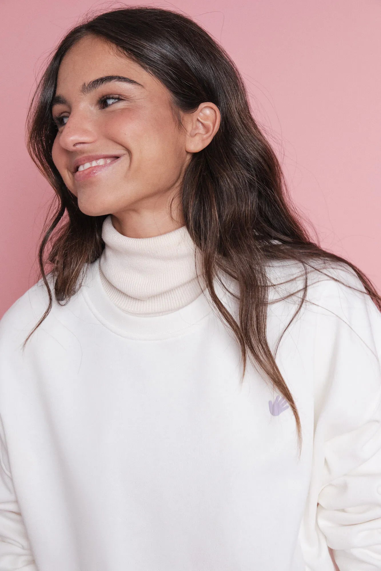 Women Secret_Ivory_White Fleece Sweatshirt with Logo_1692016_96_05