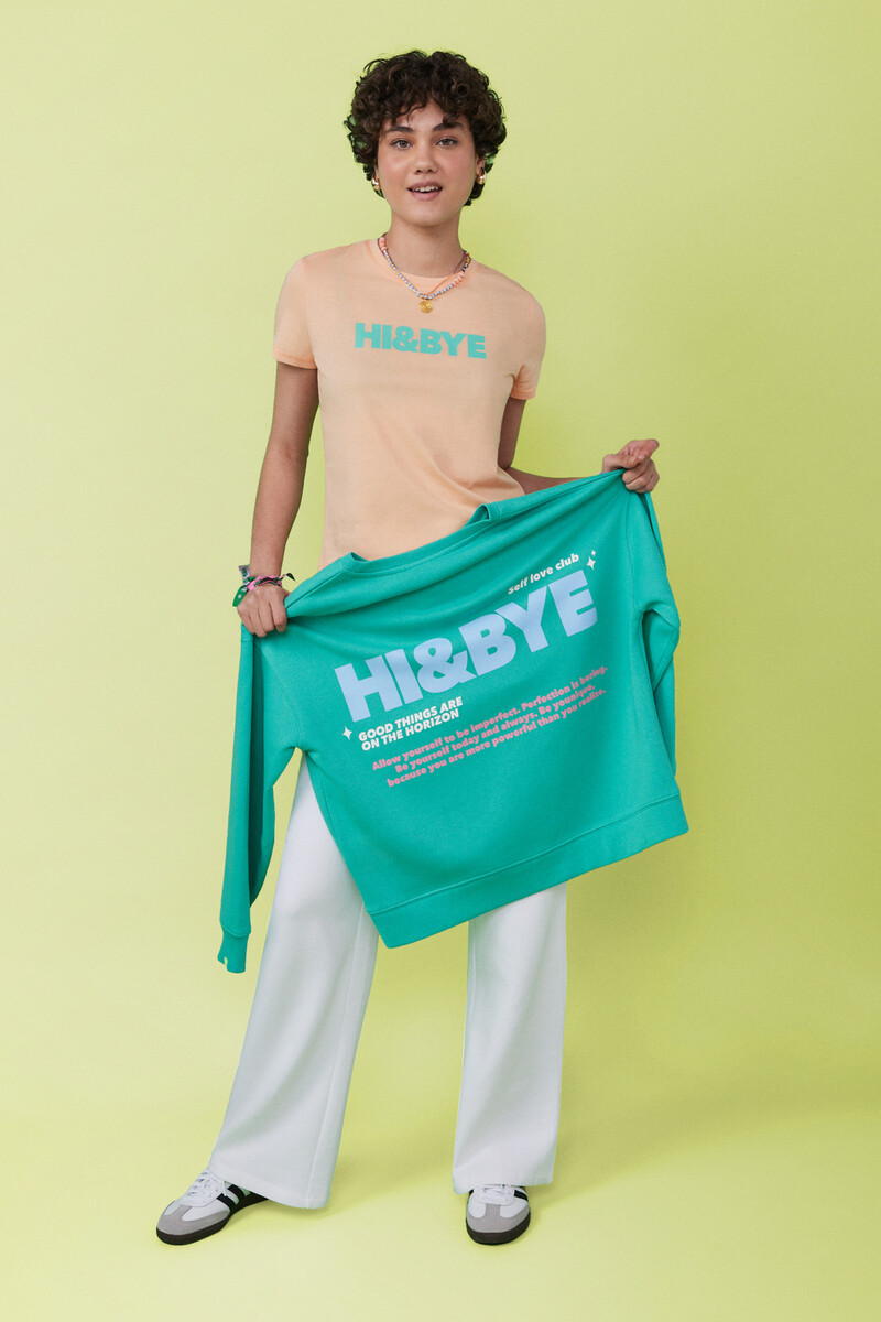 Short Sleeve Graphic T-Shirt_1697122_64_05