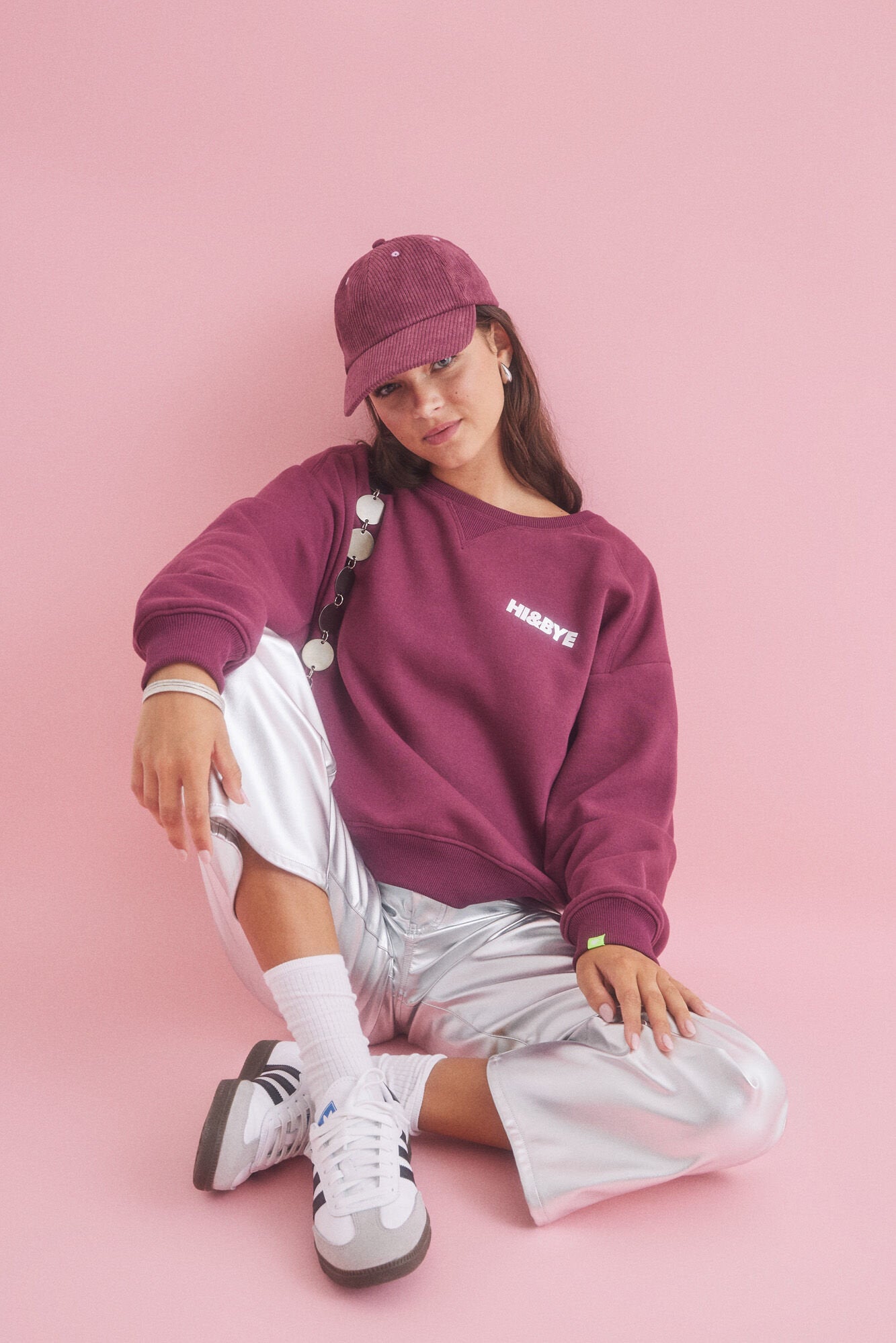 Wine Logo Plush Sweatshirt_02