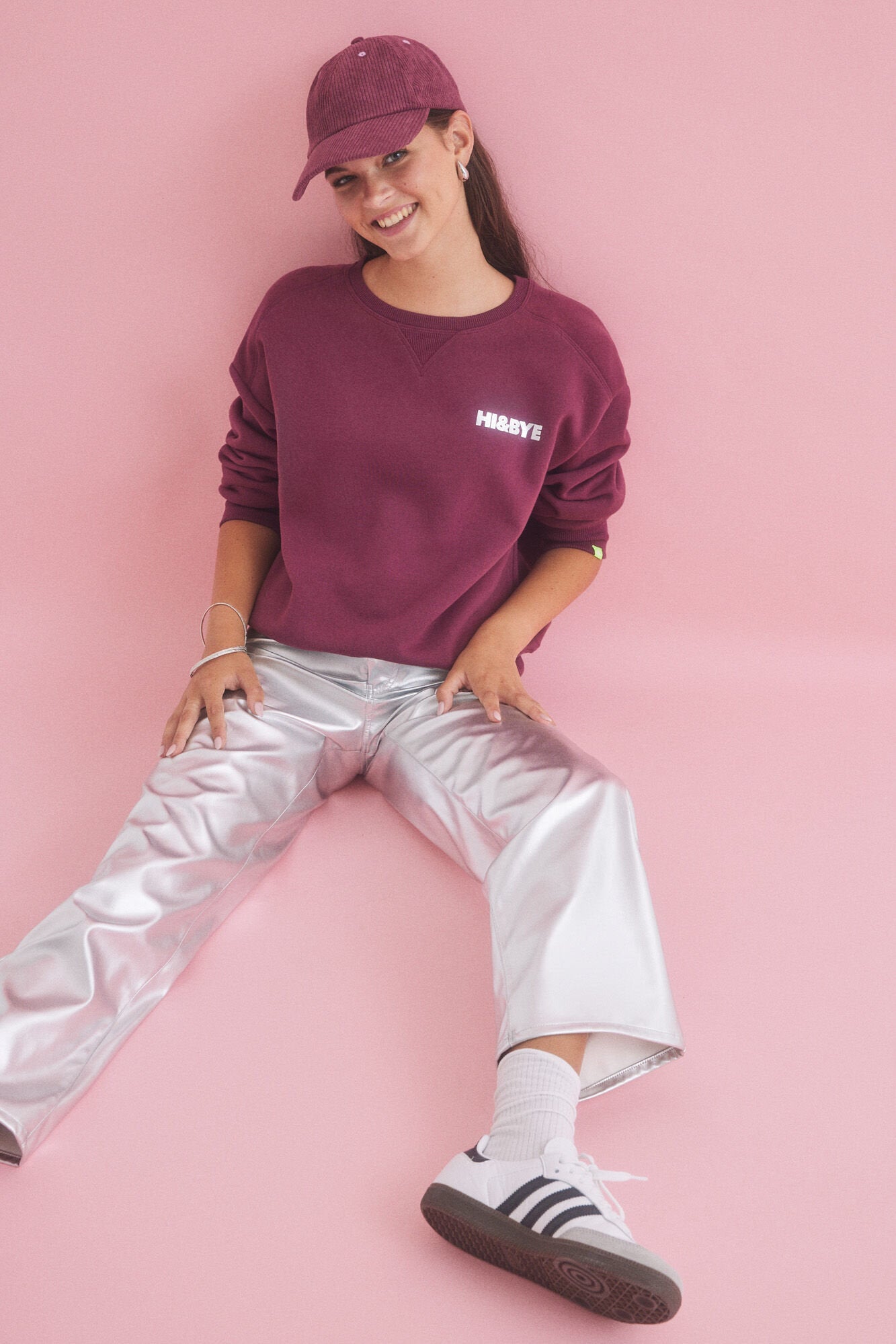 Wine Logo Plush Sweatshirt_09