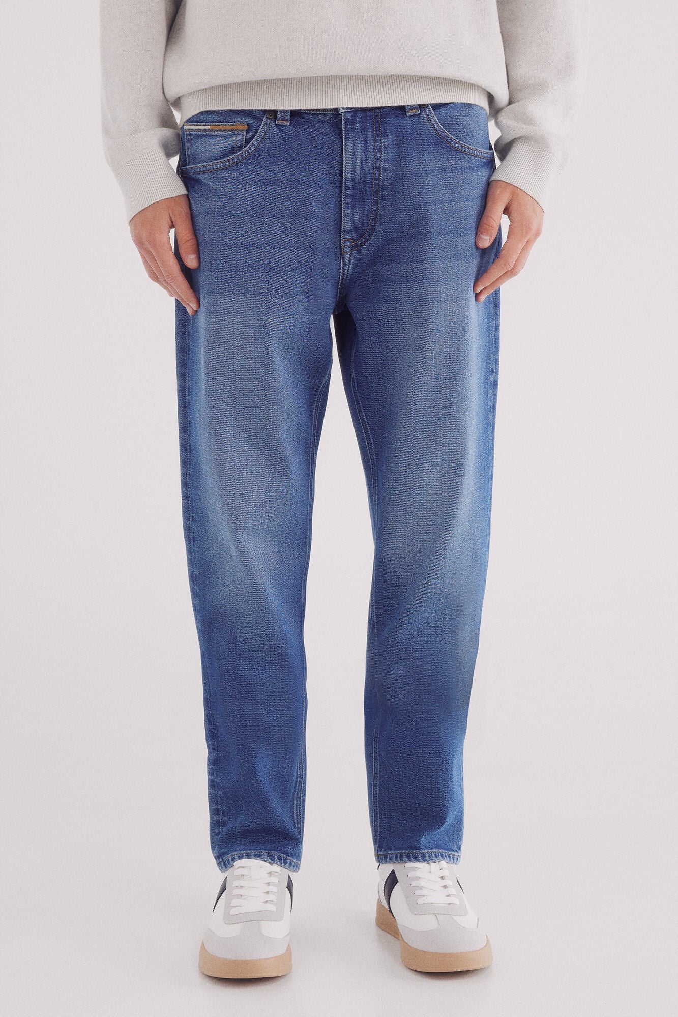 Springfield_Blue_Slim Fit Micro-Printed Chinos Pants_1752026_12_02