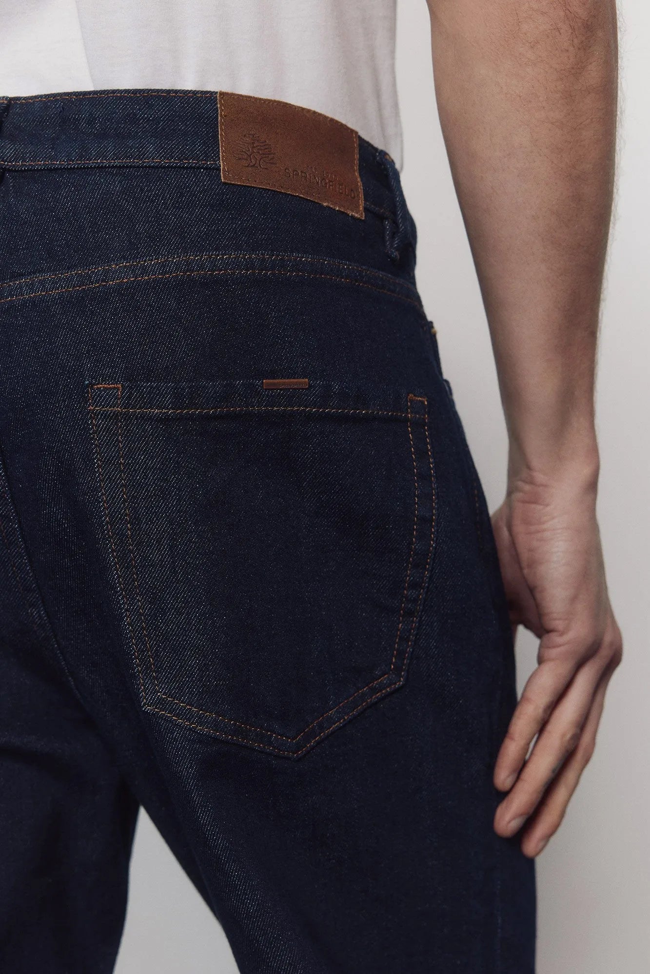Springfield Blue Men Jeans Desized Wash Regular Fit SKU: 1753234_10 Image 06