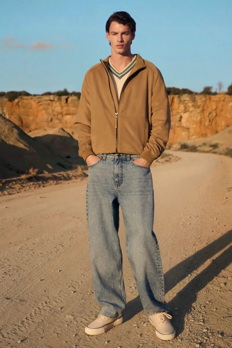 Springfield Blue Men Light Wash Straight Fit Jeans SKU: 1753236_15 Image 01