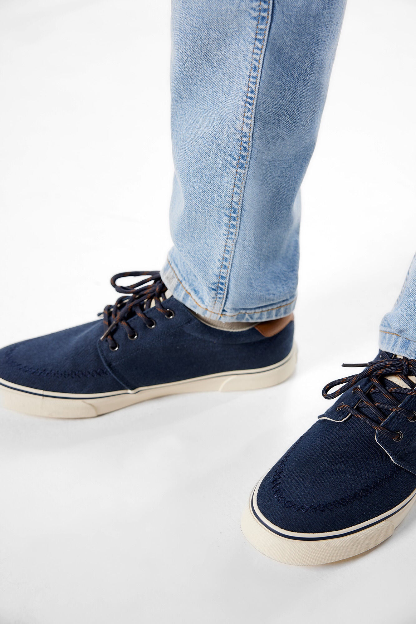 Light Wash Slim Fit Jeans - BEVAVA