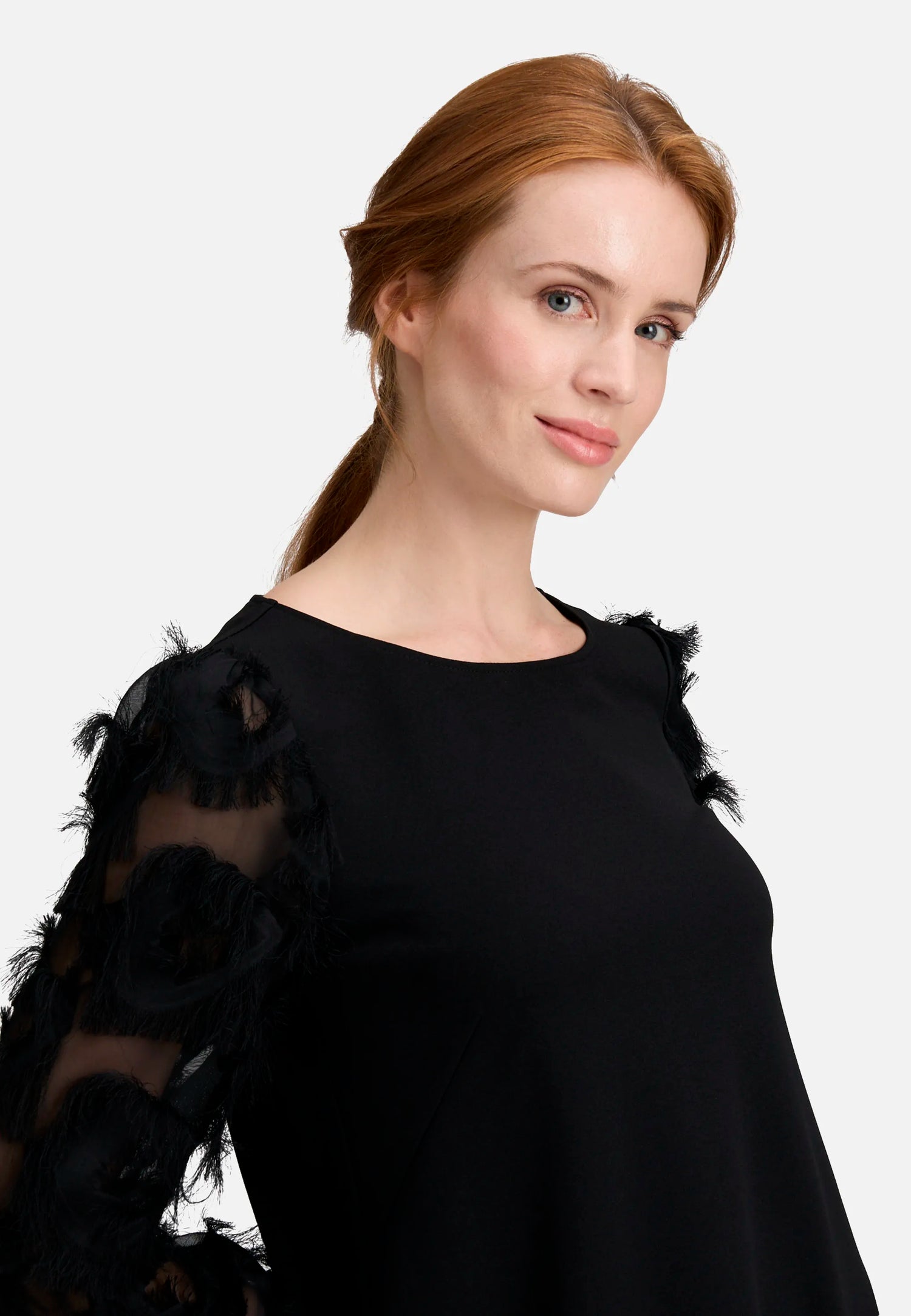 Betty Barclay_Black_Long-Sleeved Sheath Dress_1785-2420_9045_08