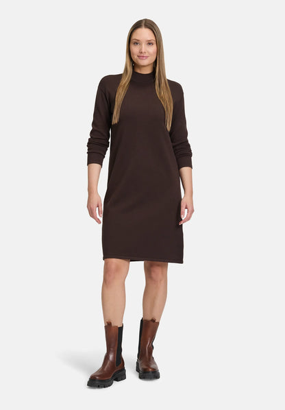 Betty Barclay_Light Maroon_Knitted Dress with Stand-Up Collar_1786-2907_7410_02
