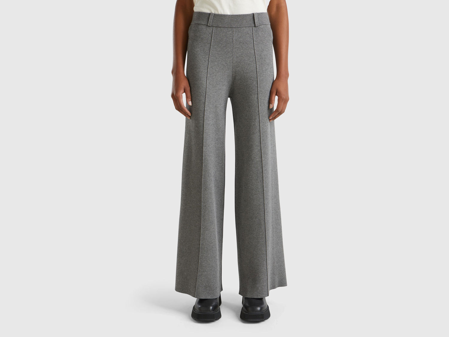 Palazzo Trousers in Viscose Blend_17Q3DF00R_507_02