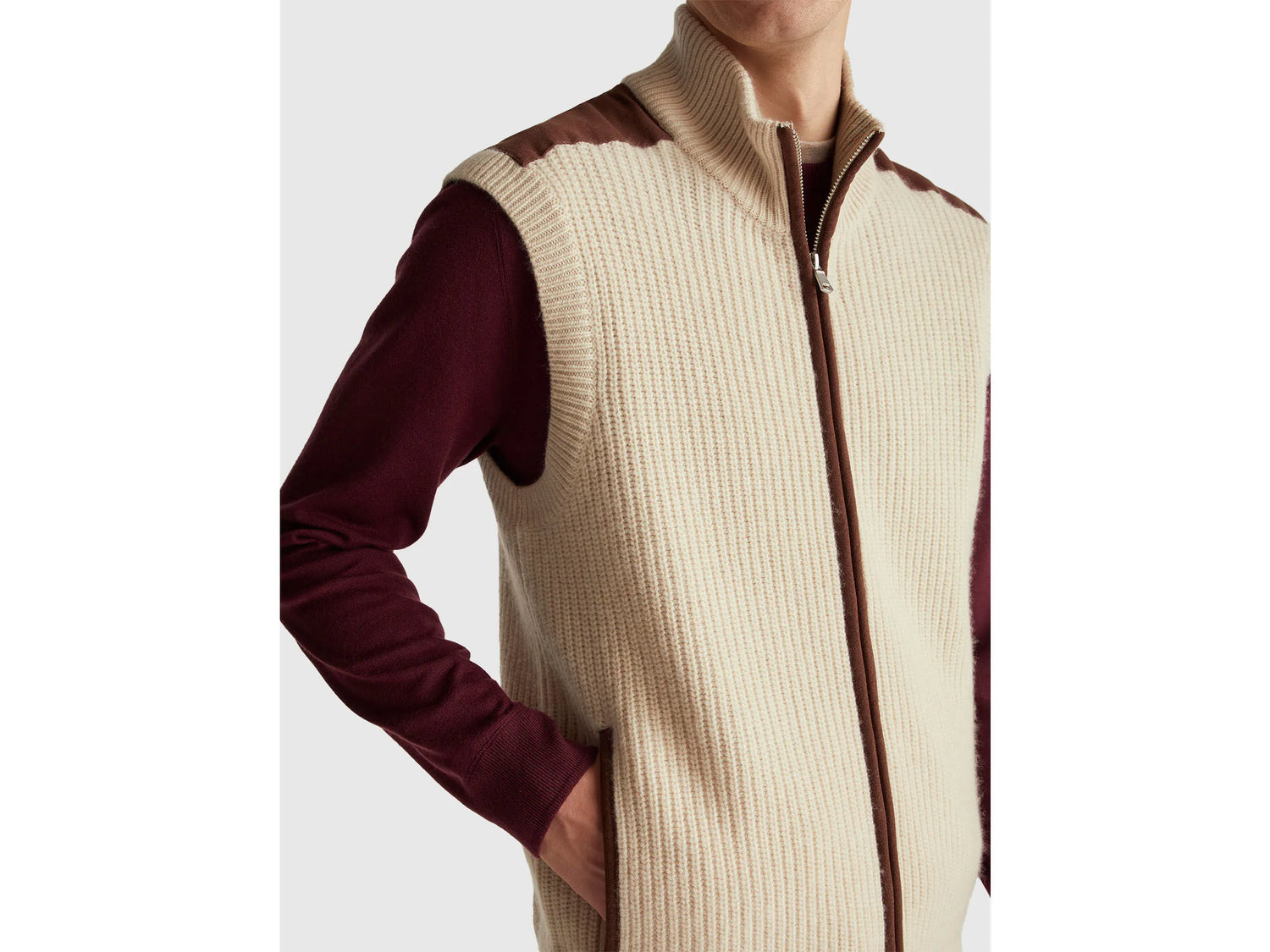 Benetton_Beige_Vest with Zip in Wool Blend_18AYU501A_152_04