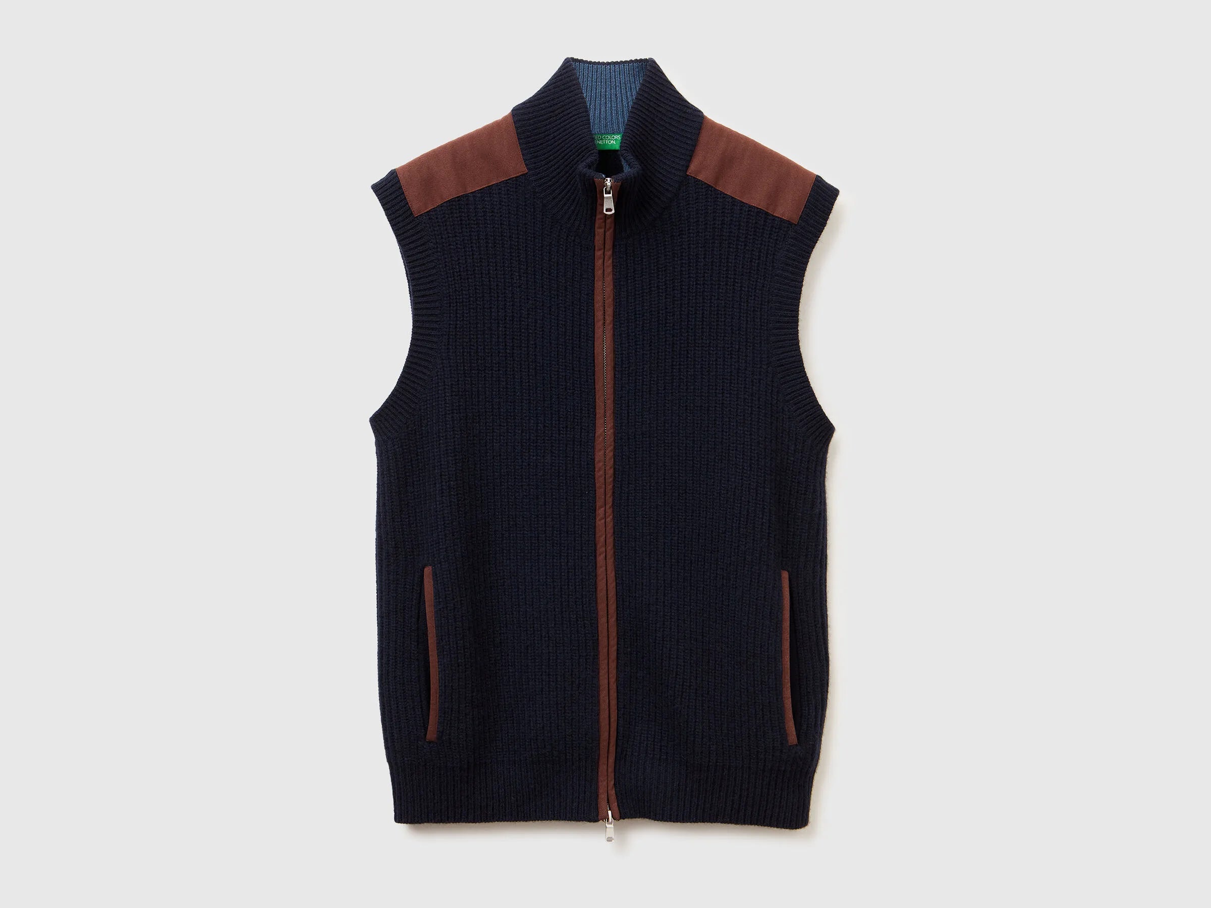 Benetton_Dark Blue_Vest with Zip in Wool Blend_18AYU501A_3C1_05