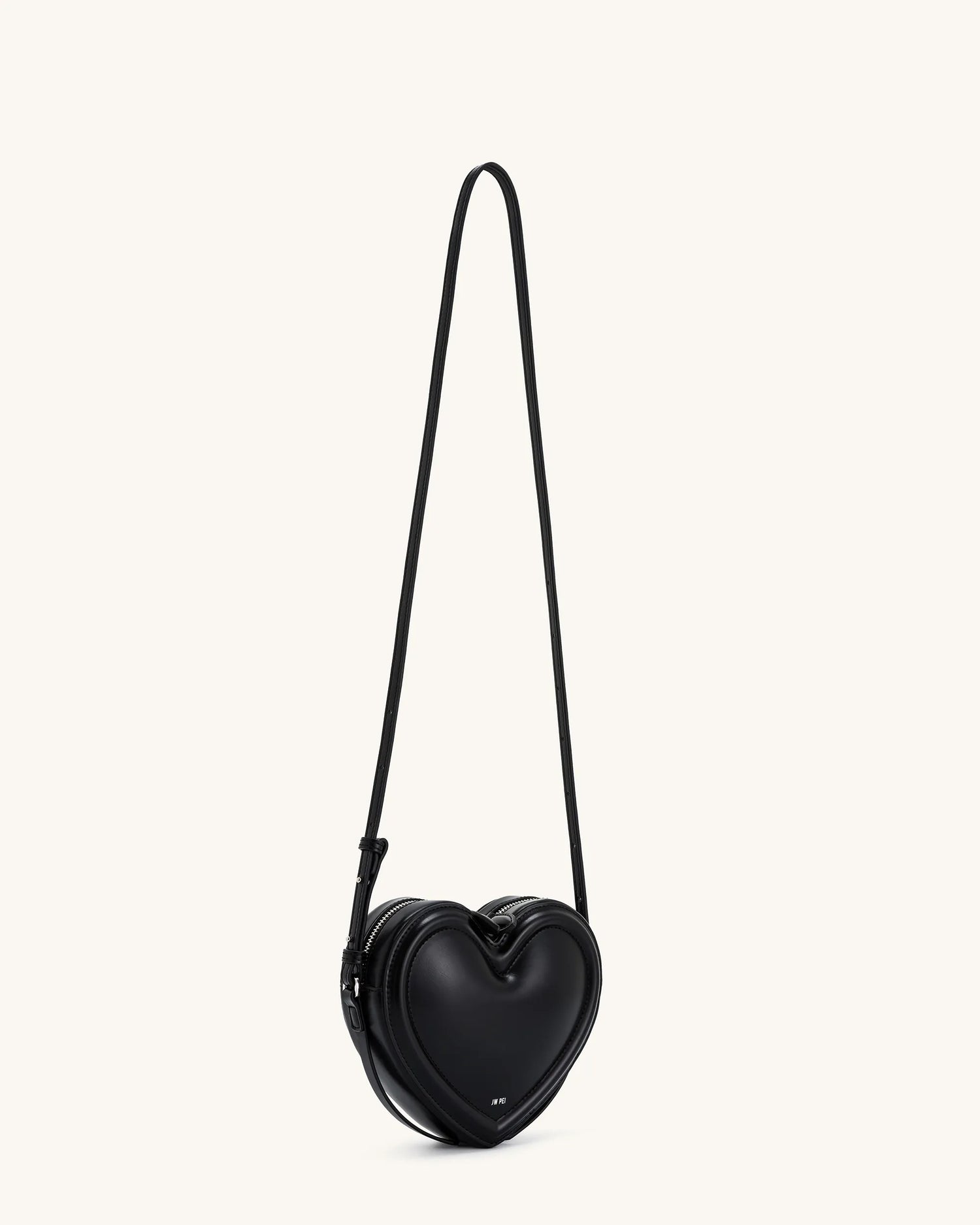 JW PEI_Black_Arlene Heart Shaped Bags_1C127-1_Black_03