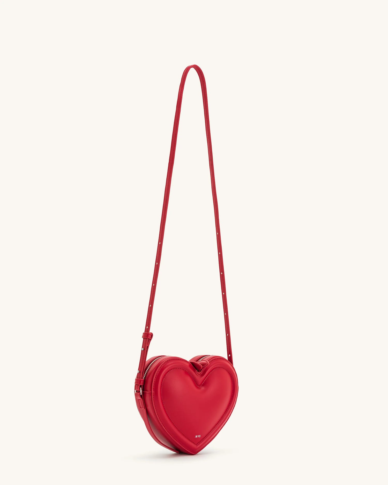 JW PEI_Magenta_Arlene Heart Shaped Bags_1C127-4_Magenta_03