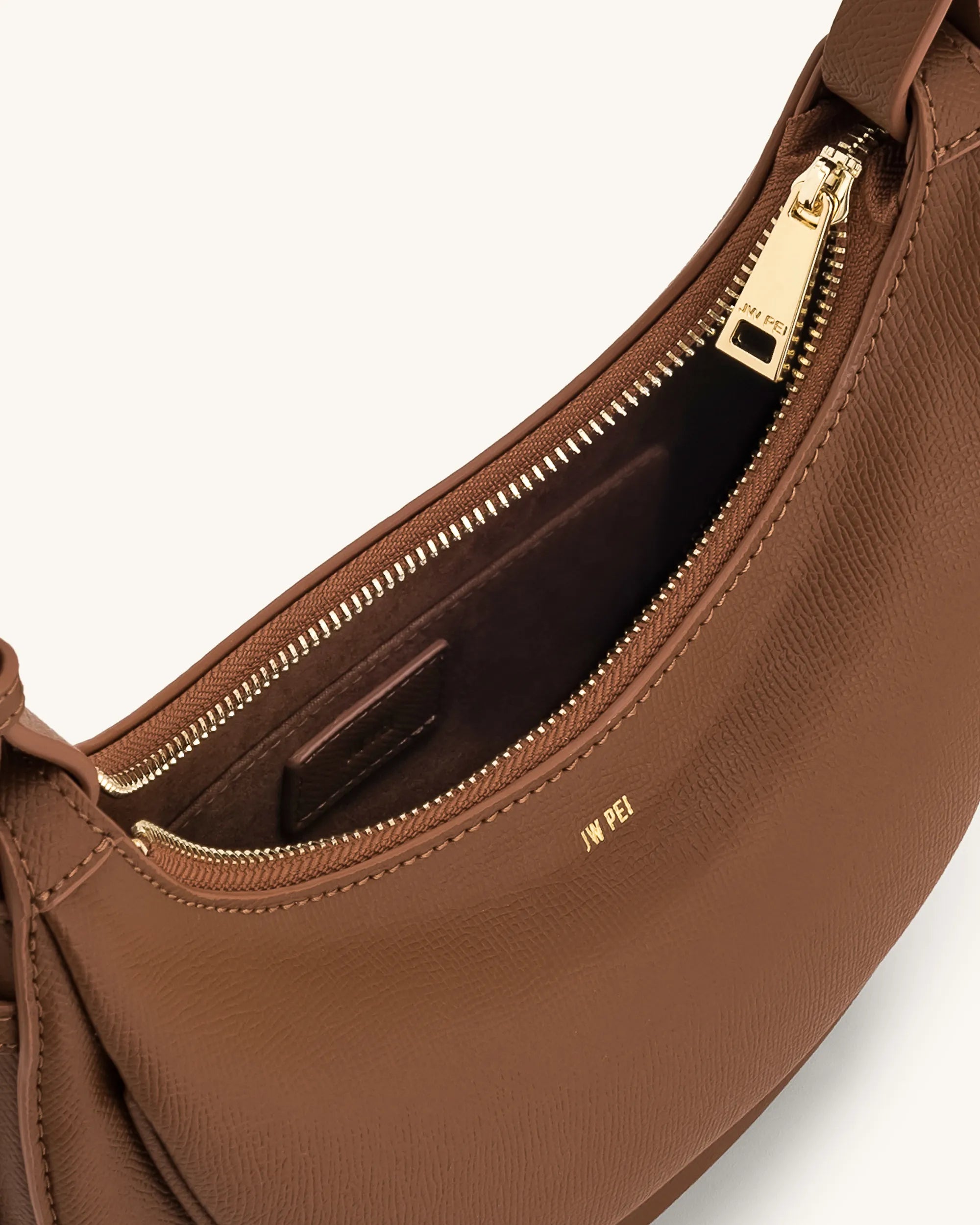 JW PEI_Brown_Sharon Crossbody Bags_1C131-3_Brown_04