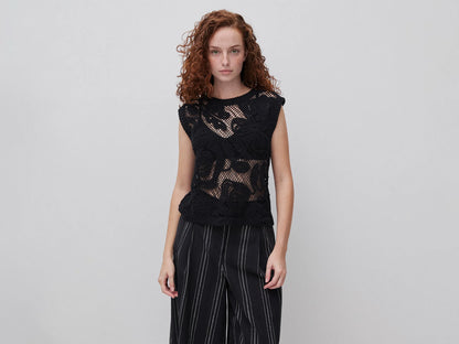 Benetton Black Women Embroidered Top SKU: 1H6GD10H3_100 Image 01