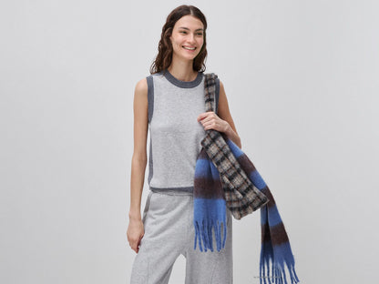 Benetton Light Gray Women 100% Wool Color Block Knitted Vest SKU: 1M6NE10I1_904 Image 01