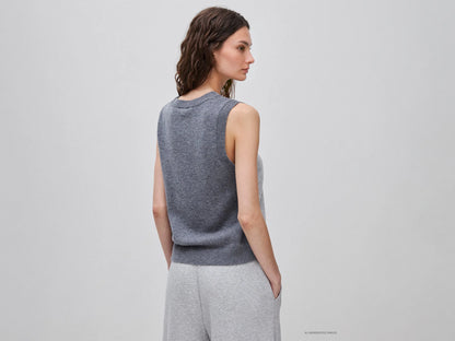 Benetton Light Gray Women 100% Wool Color Block Knitted Vest SKU: 1M6NE10I1_904 Image 02