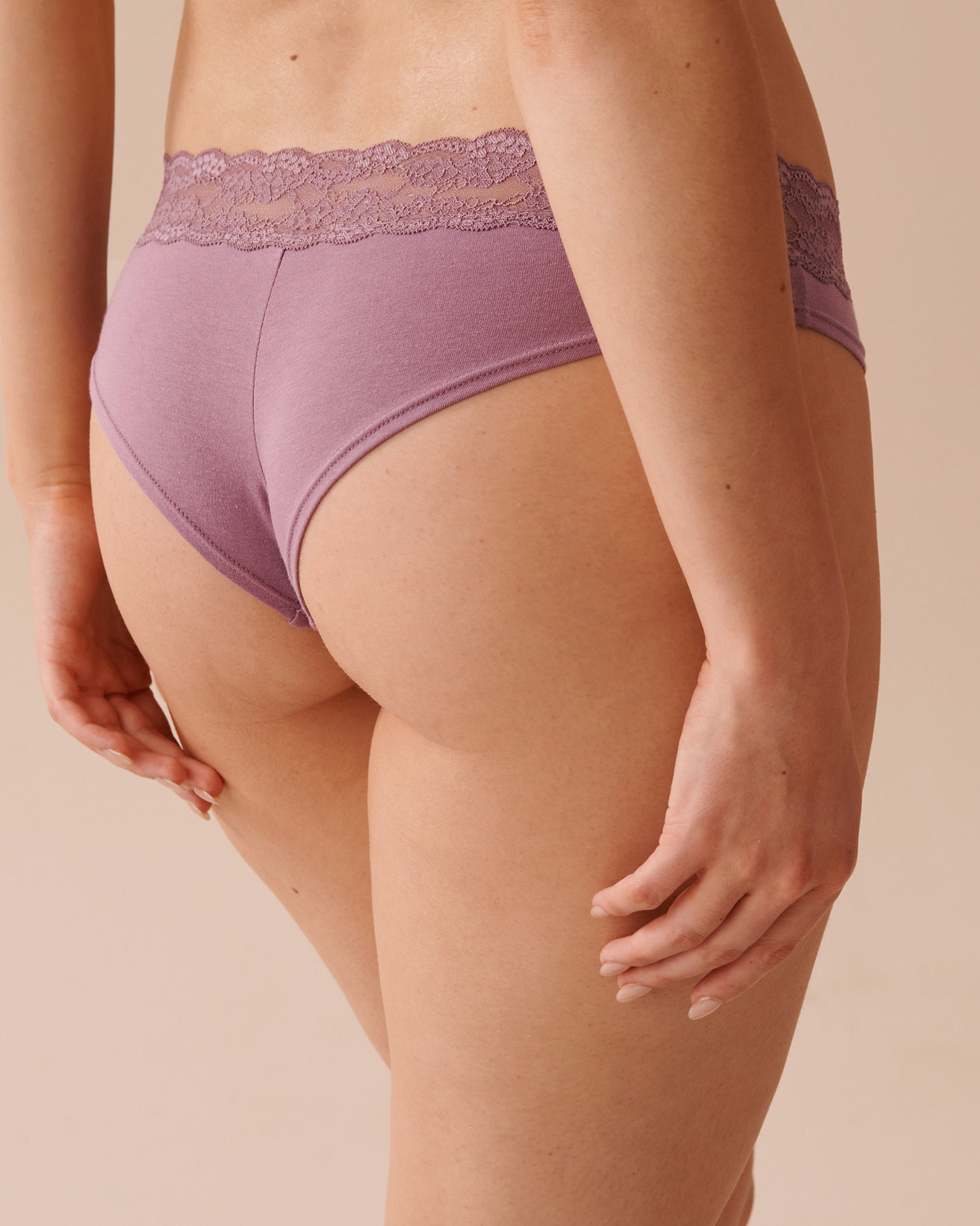 Cotton and Lace Band Cheeky Panty_20100506_50072_02