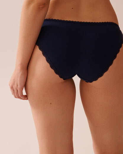 La Vie en Rose_Cotton and Lace Detail Bikini Panty_20100581_40099_02