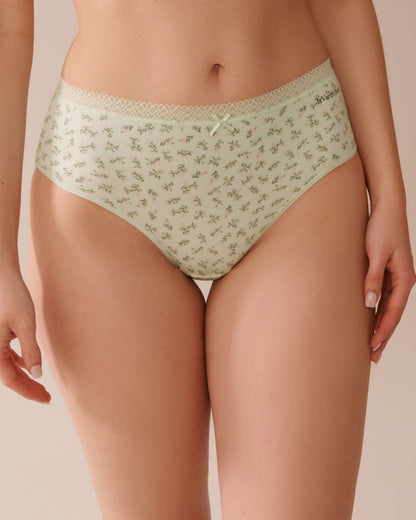 La Vie en Rose_Super Soft Lace Trim High Waist Bikini Panty_20100603_P30117_01