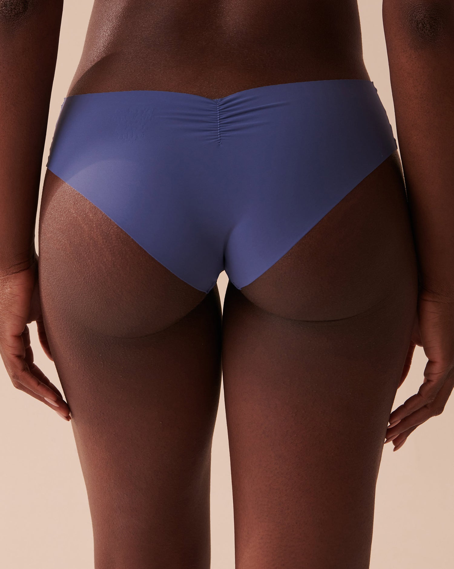 Micro Befree Cheeky Briefs_20200443_40170_02