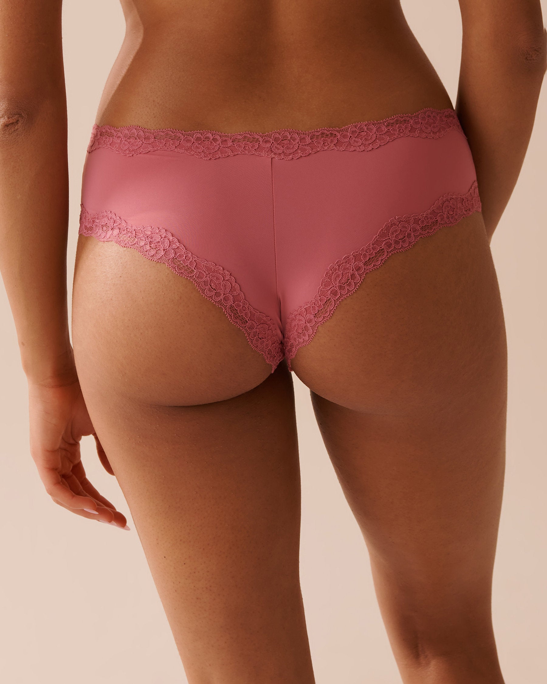 Micro and Lace Trim Cheeky Briefs_20200514_60161_02