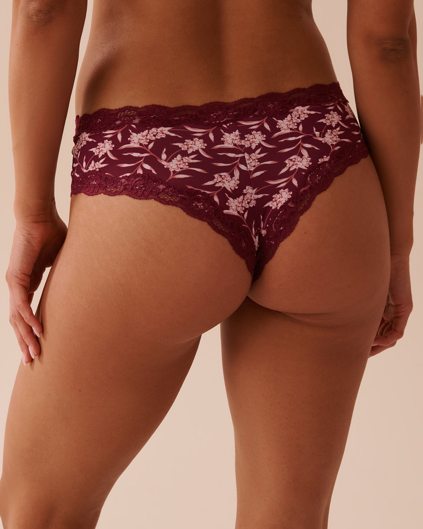 Micro and Lace Trim Cheeky Briefs_20200514_P50074_02