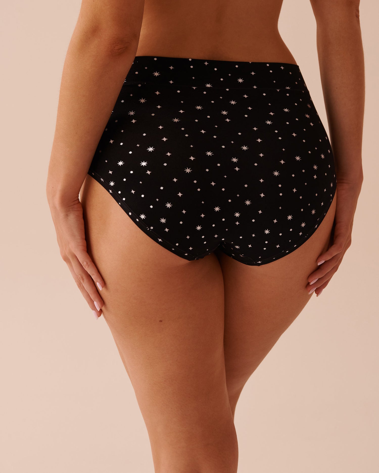 Perfect Fit High Waist Bikini Panty_20200557_P00394_02