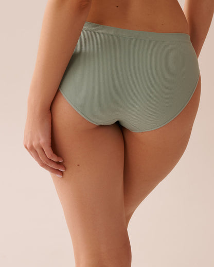 La Vie en Rose_Seamless Fabric Ribbed Bikini Panty_20200591_40218_02