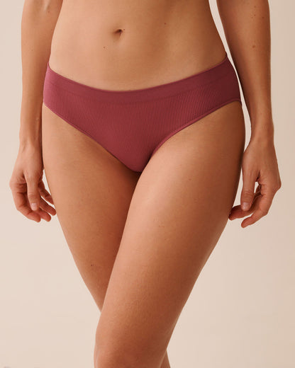 La Vie en Rose_Dry Rose_Seamless Fabric Ribbed Bikini Panty_20200667_60111_03