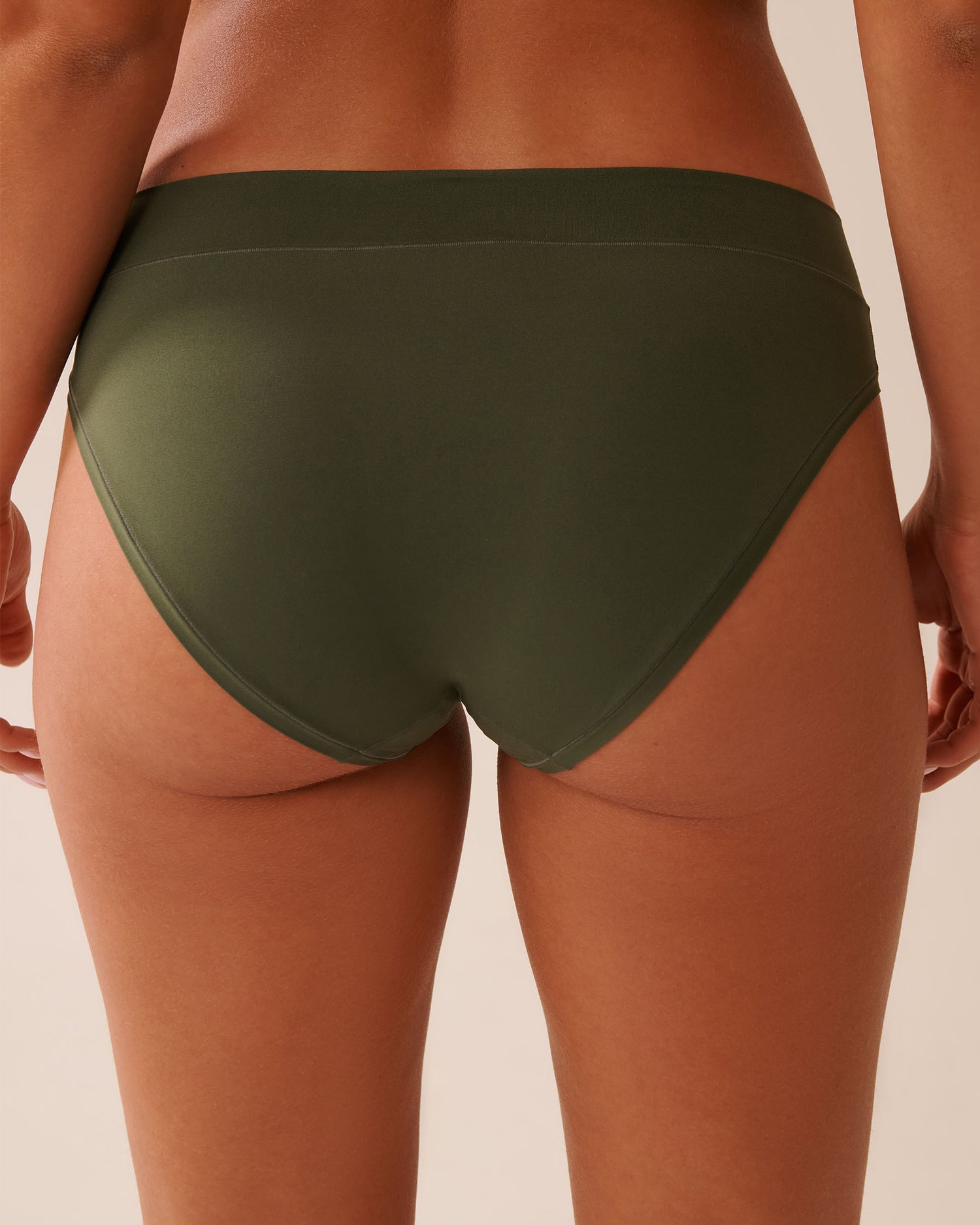 La Vie en Rose_Rifle Green_Perfect Fit Bikini Panty_20200672_30048_02