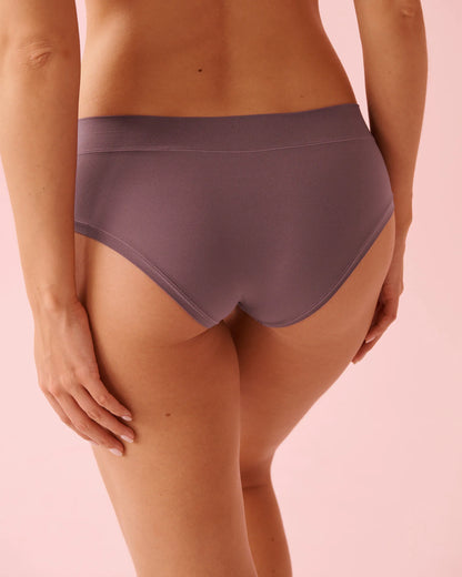 La Vie en Rose_Black Plum_Perfect Fit Hiphugger Panty_20200763_50006_02