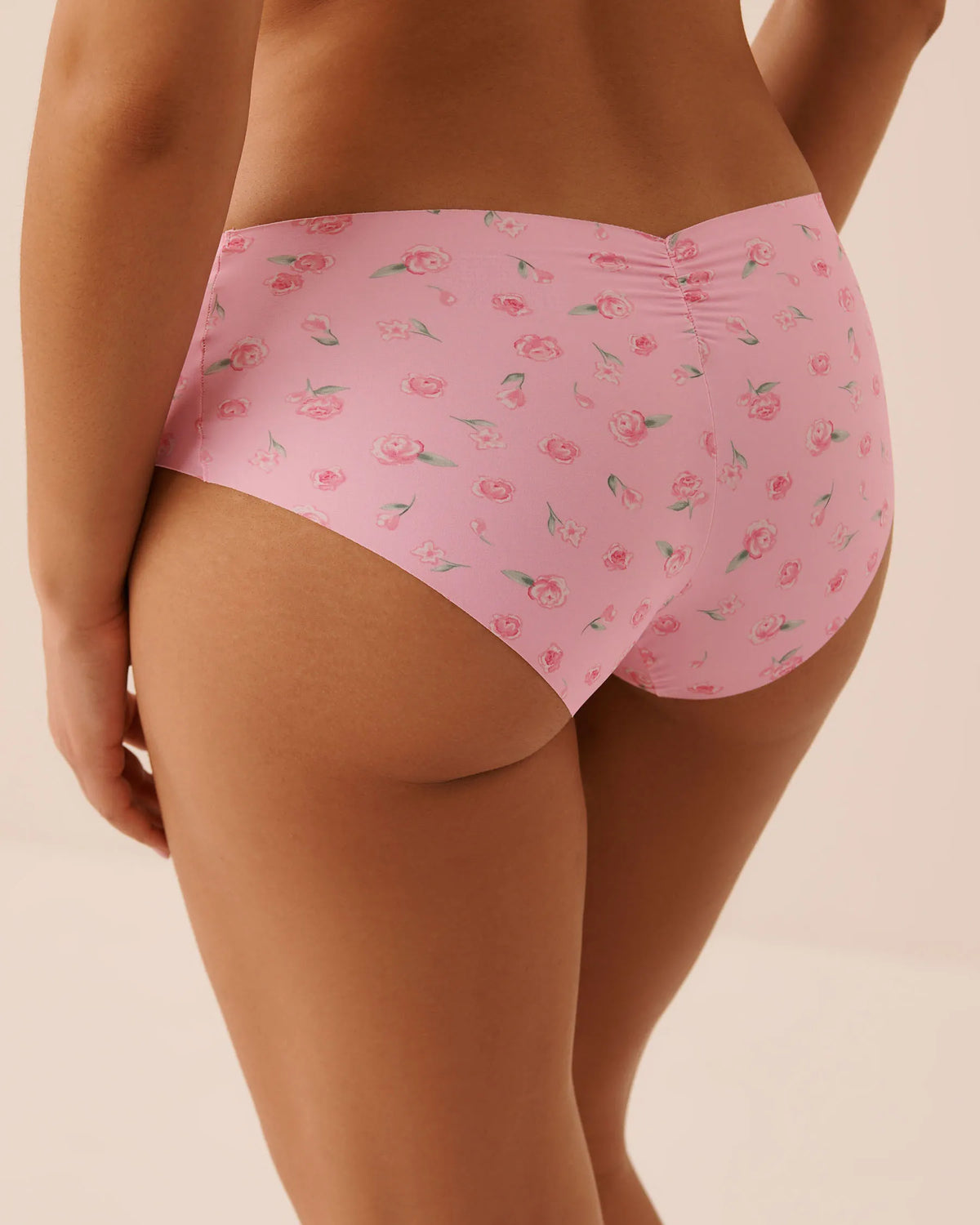 La Vie en Rose Nosegay Rosettes Women Microfiber Invisible Hiphugger Panty SKU: 20200809_P60485 Image 02
