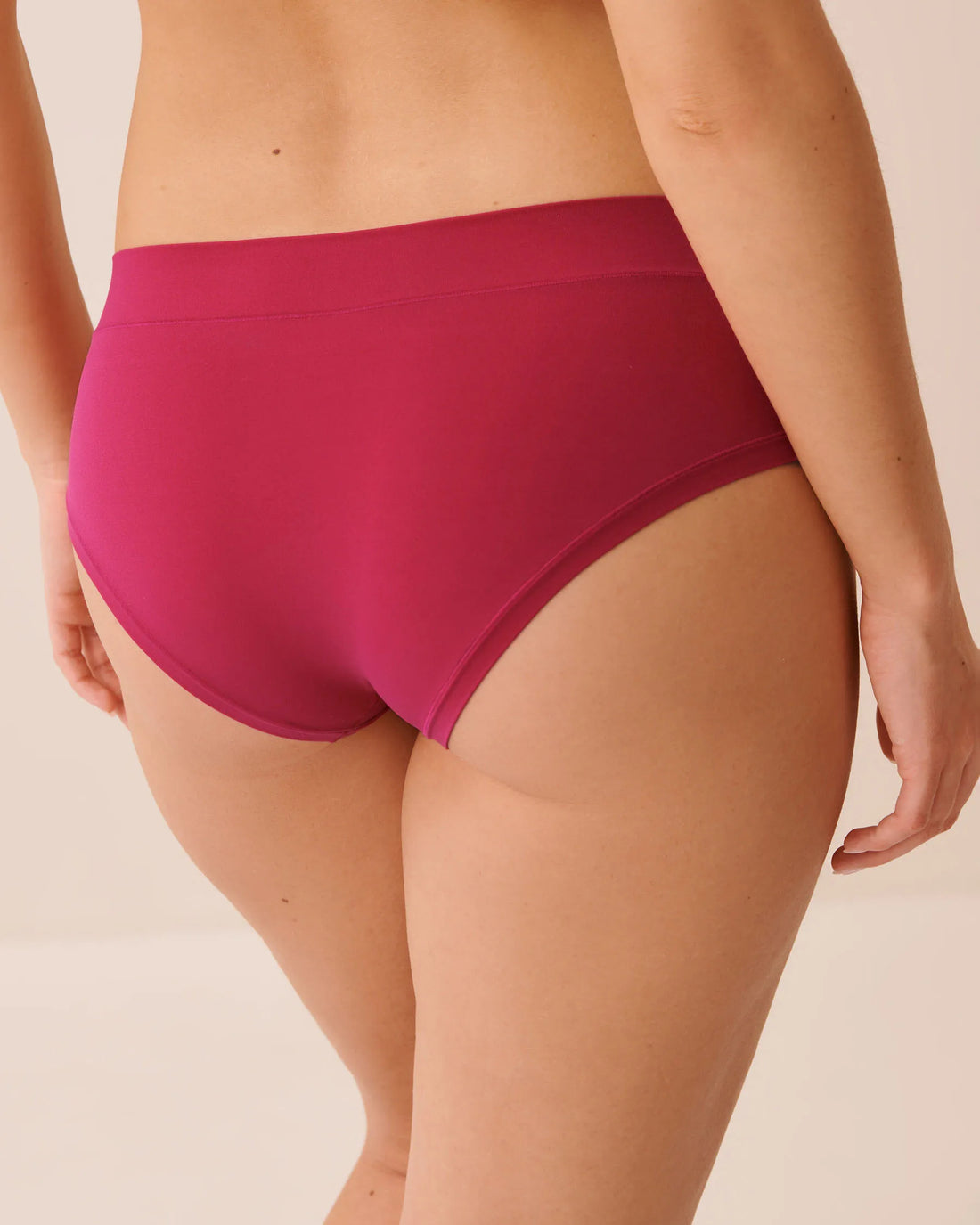 La Vie en Rose Cerise Women Perfect Fit Hiphugger Panty SKU: 20200835_60184 Image 02