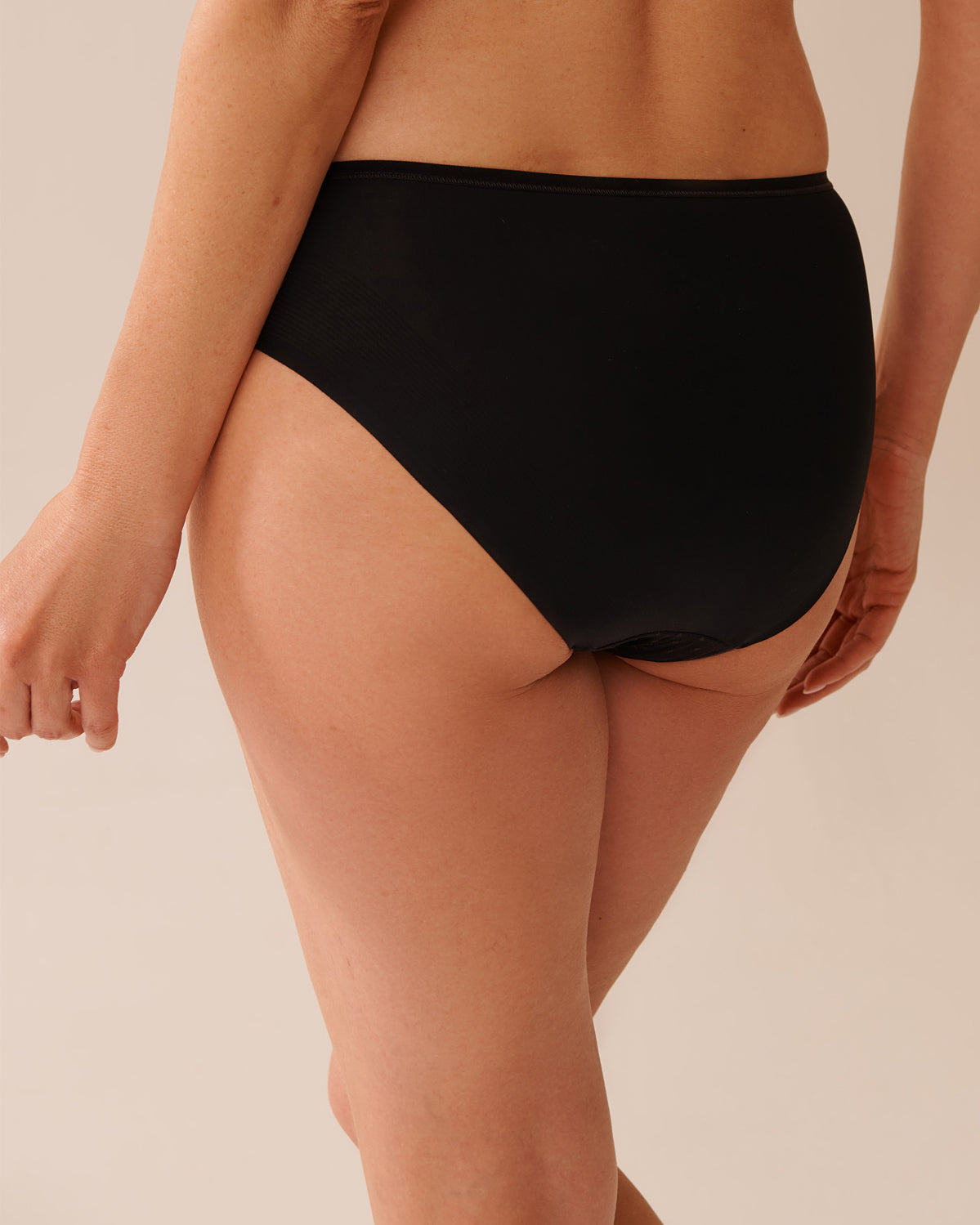La Vie en Rose_Pink &amp; Black Flowers_Microfiber and Mesh Sleek Back Bikini Panty_20300416_P00434_02