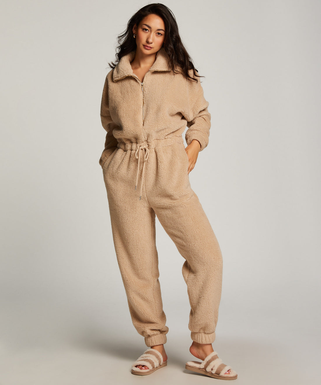 Onesie Fluffy Fleece Zip Up_204172_Sand Brown_01