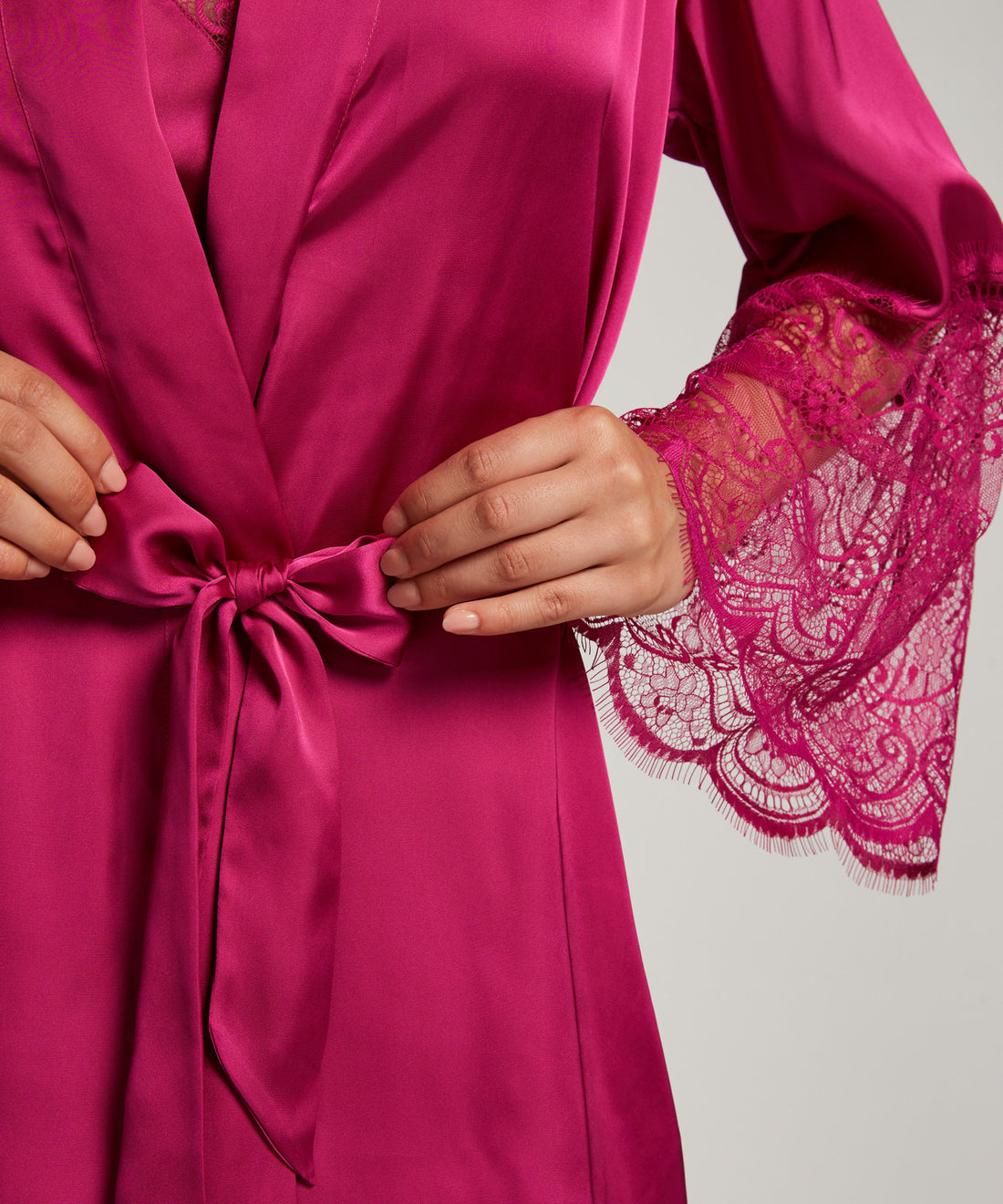 Kimono Satin Lace_204176_Festival Fuchsia_04