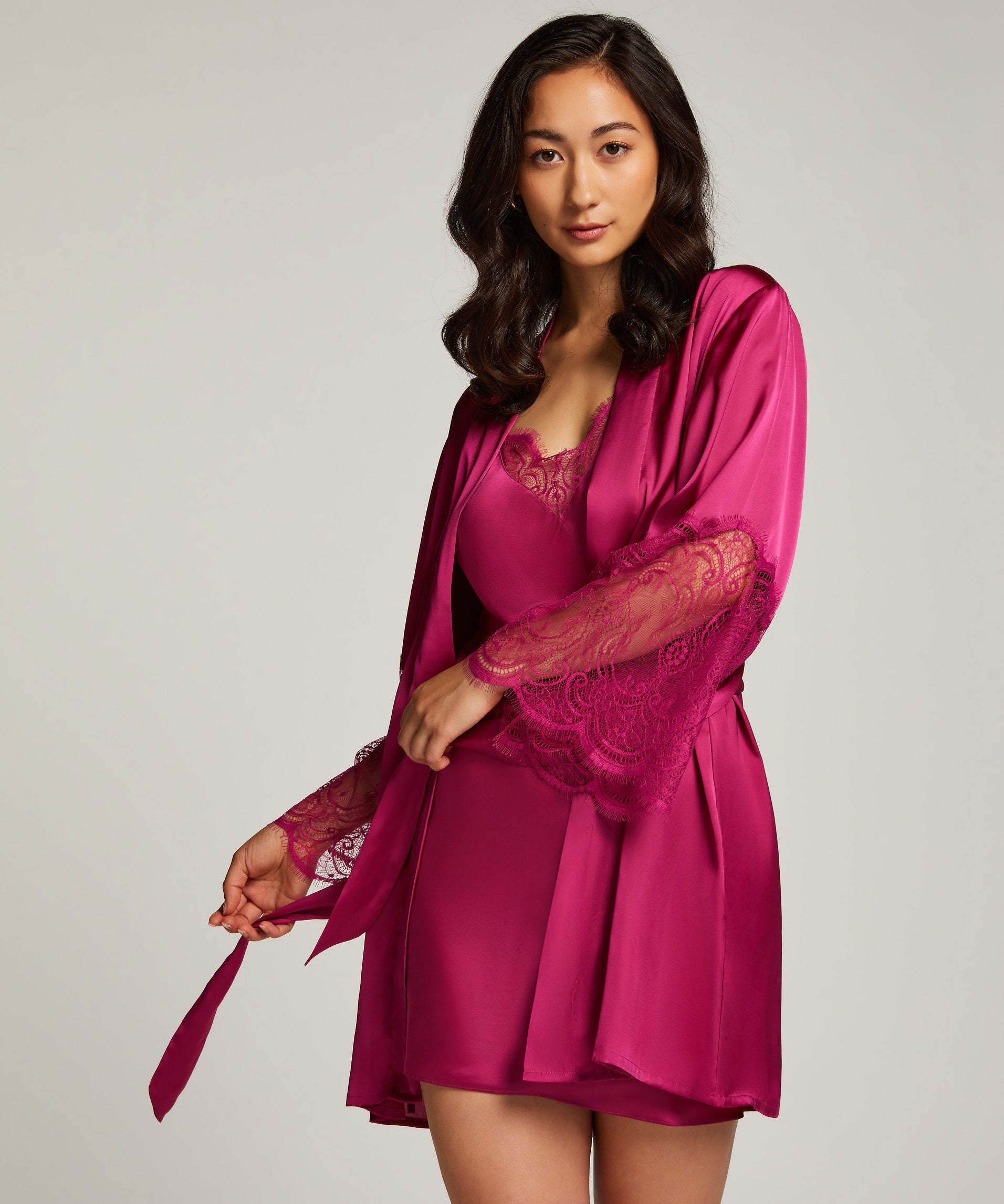 Kimono Satin Lace_204176_Festival Fuchsia_05