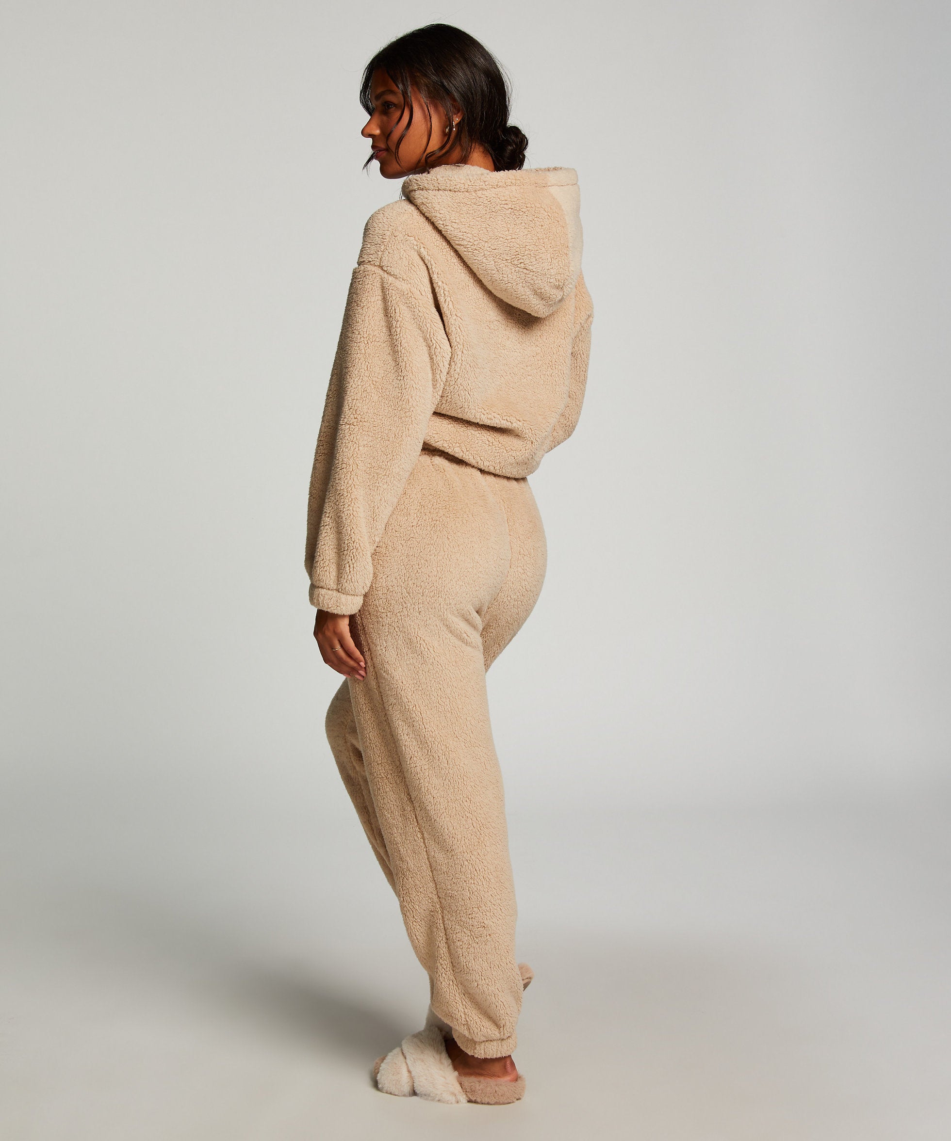 Jogger Fleece Snuggle_204182_Sand Brown_03