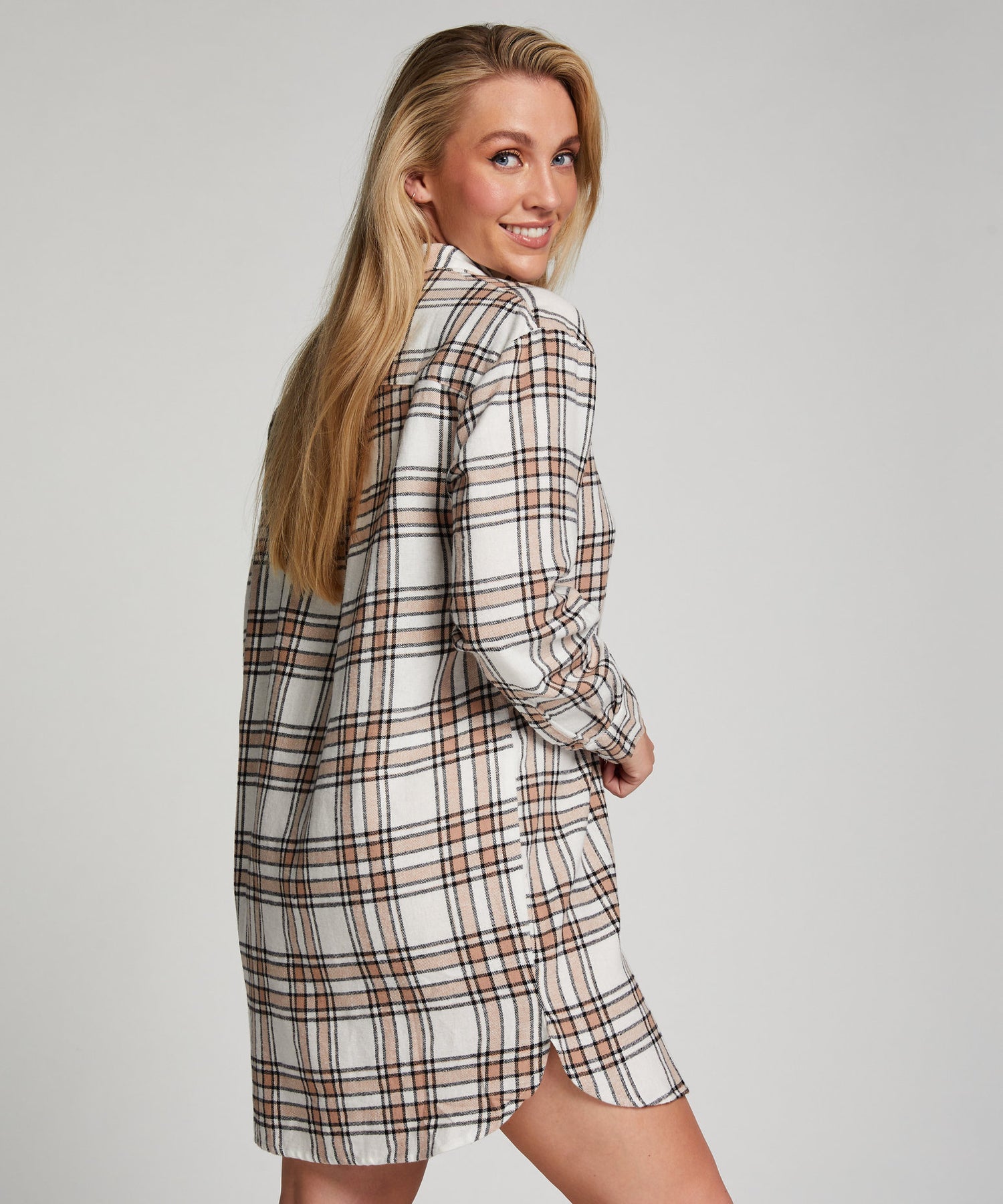 Ns Long Sleeve Boyfriend Twill Check_204185_Oatmeal Melee_03