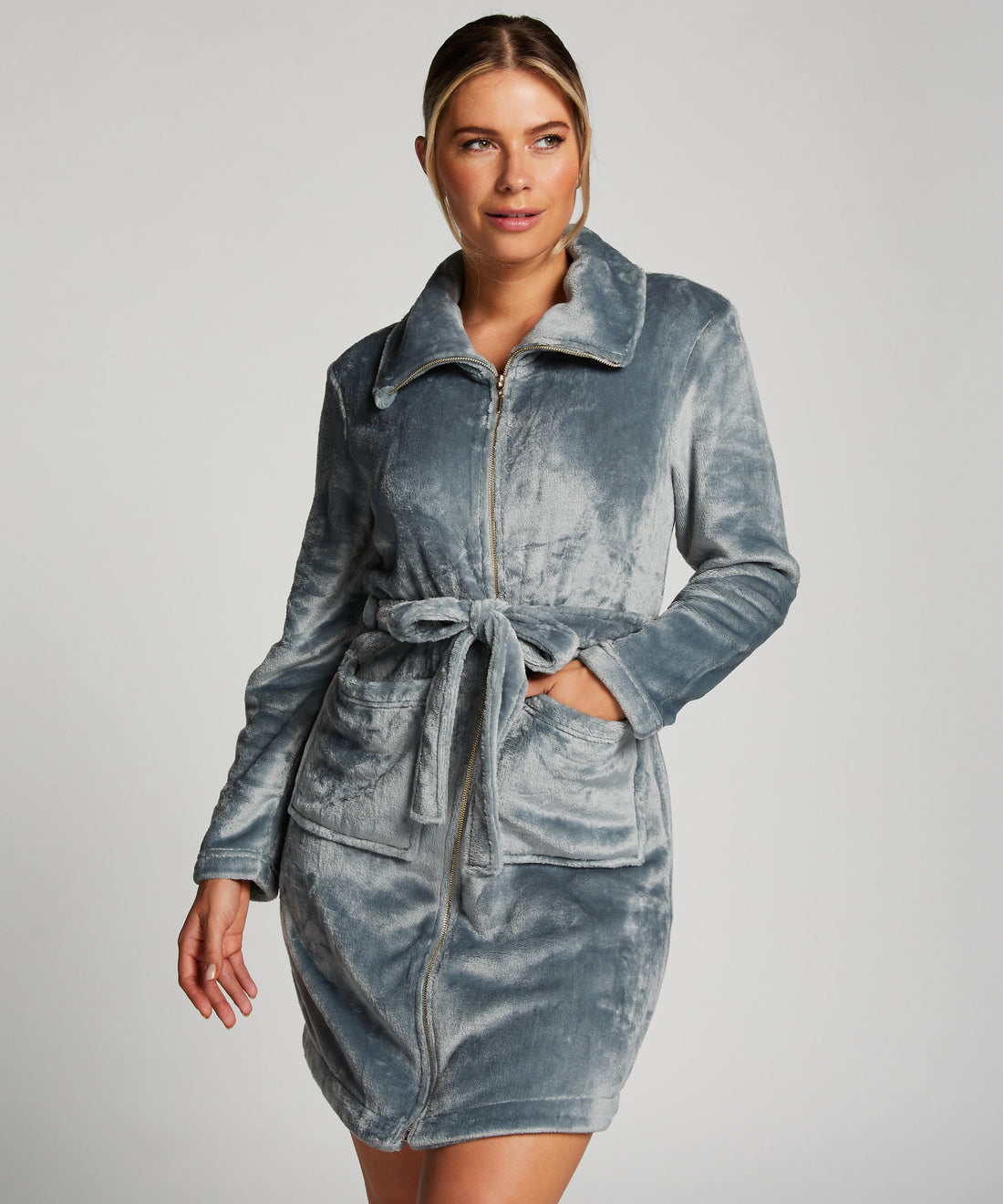 Robe Short Zip Flannel Fleece_204191_Lead_01