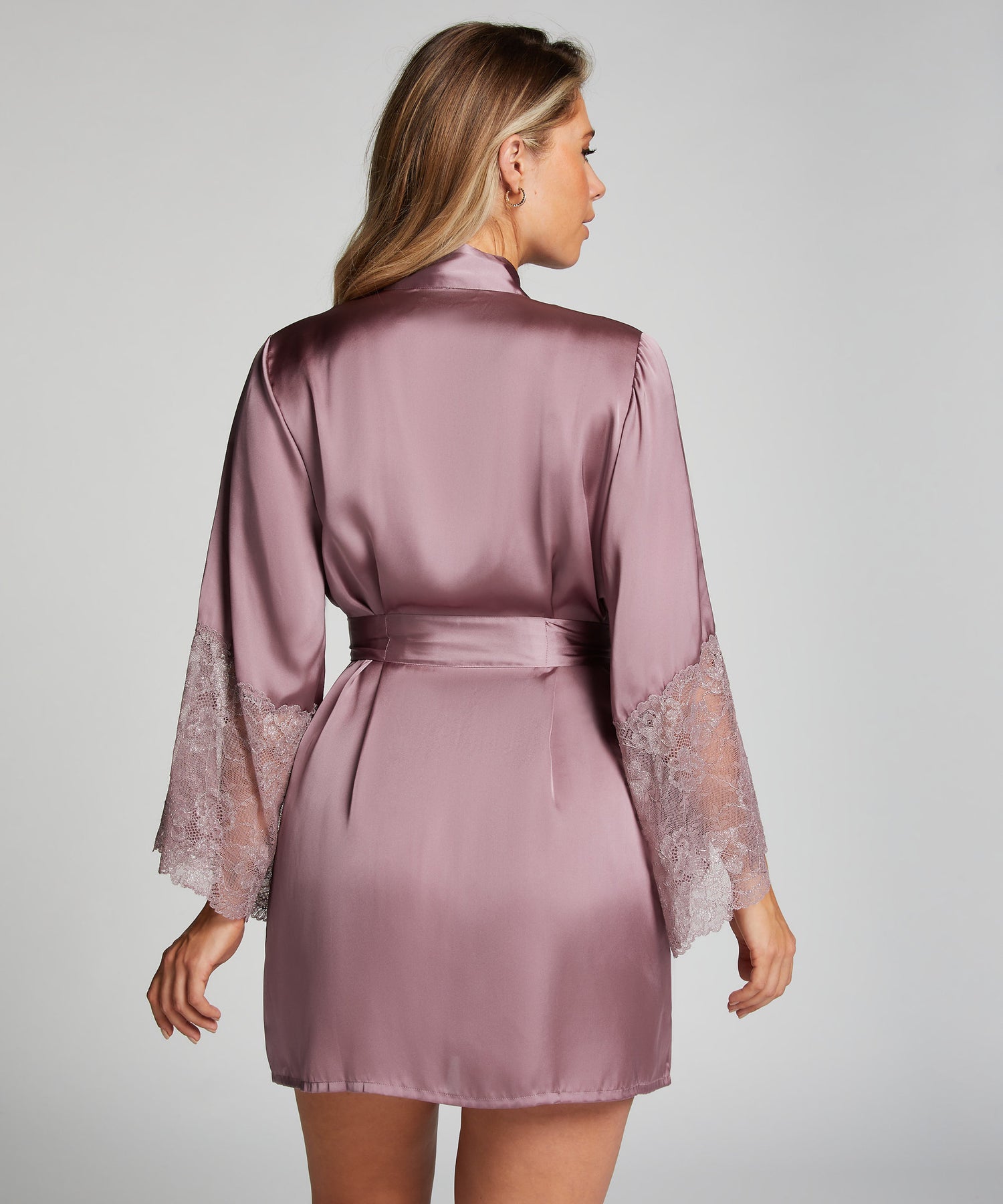 Kimono Satin Lace Meghan_204251_Elderberry_03