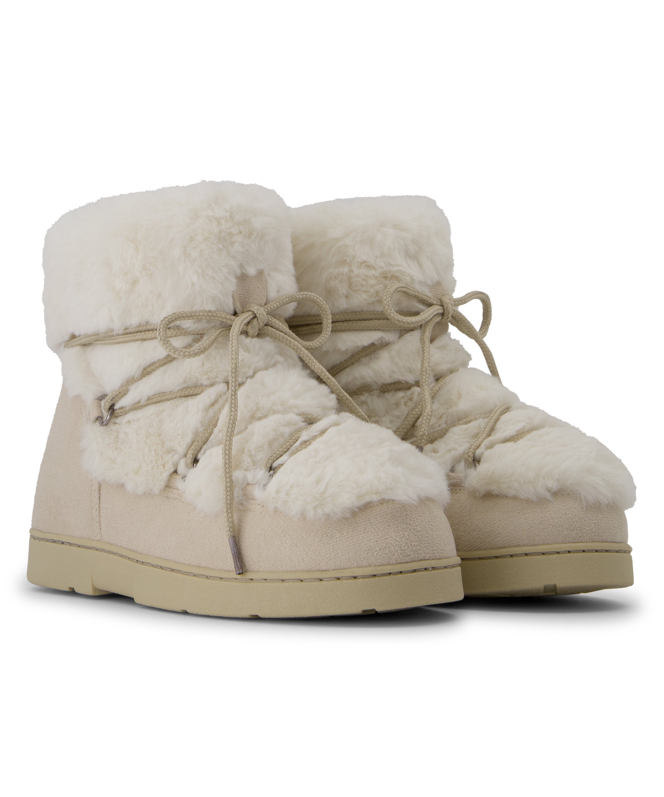 Lisa Faux Fur Lace Up Boot_204282_Pristine_02