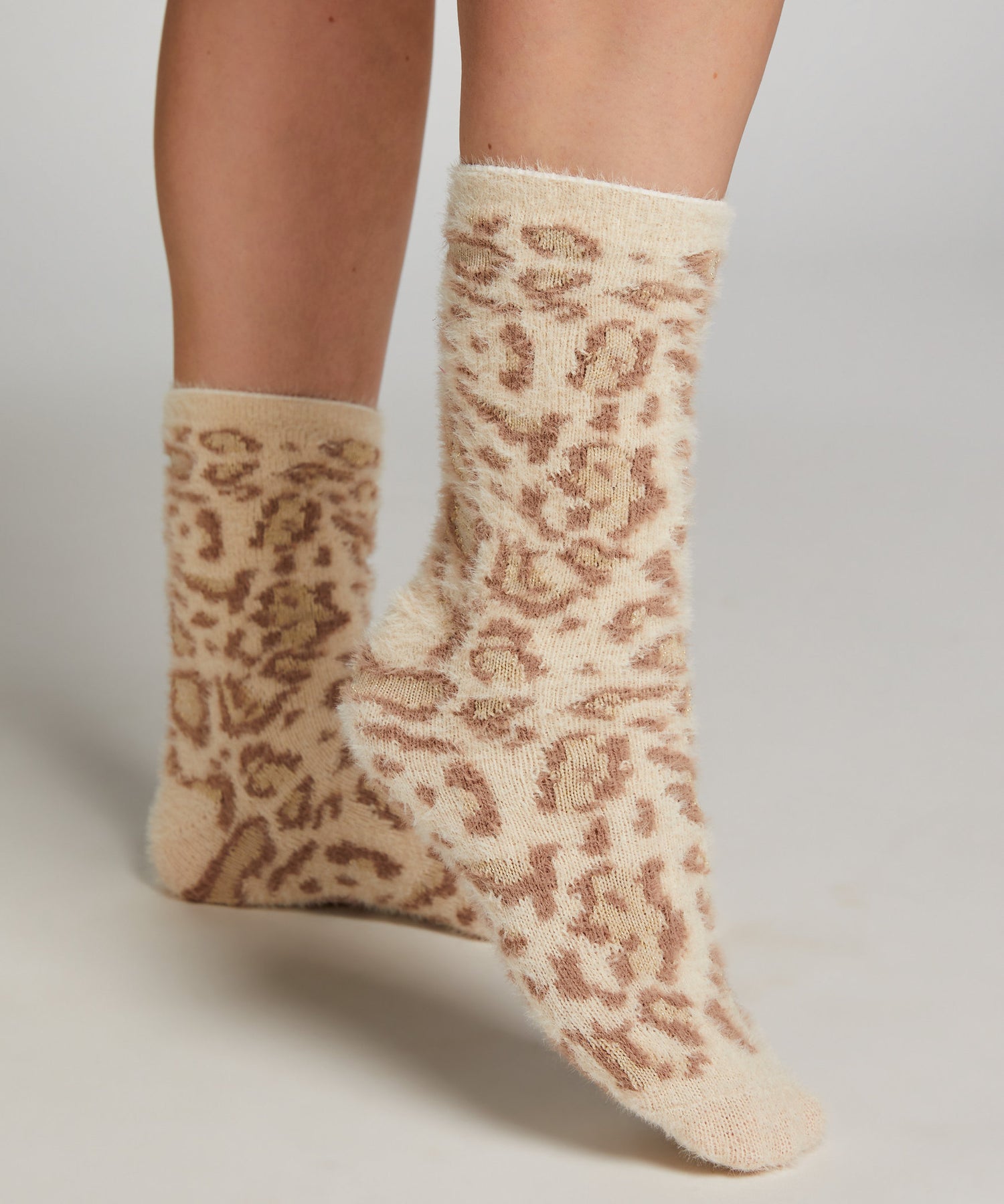Leopard Lurex Fluffy Sock_204291_Tapioca_01